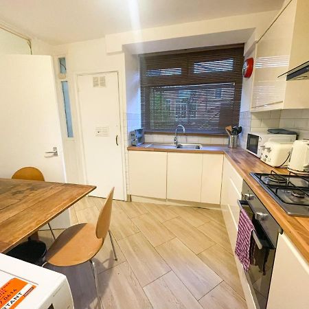 Flat 4, Kingsbury House Villa London Exteriör bild