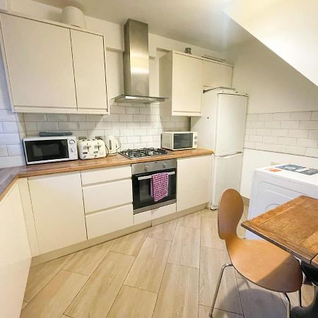 Flat 4, Kingsbury House Villa London Exteriör bild