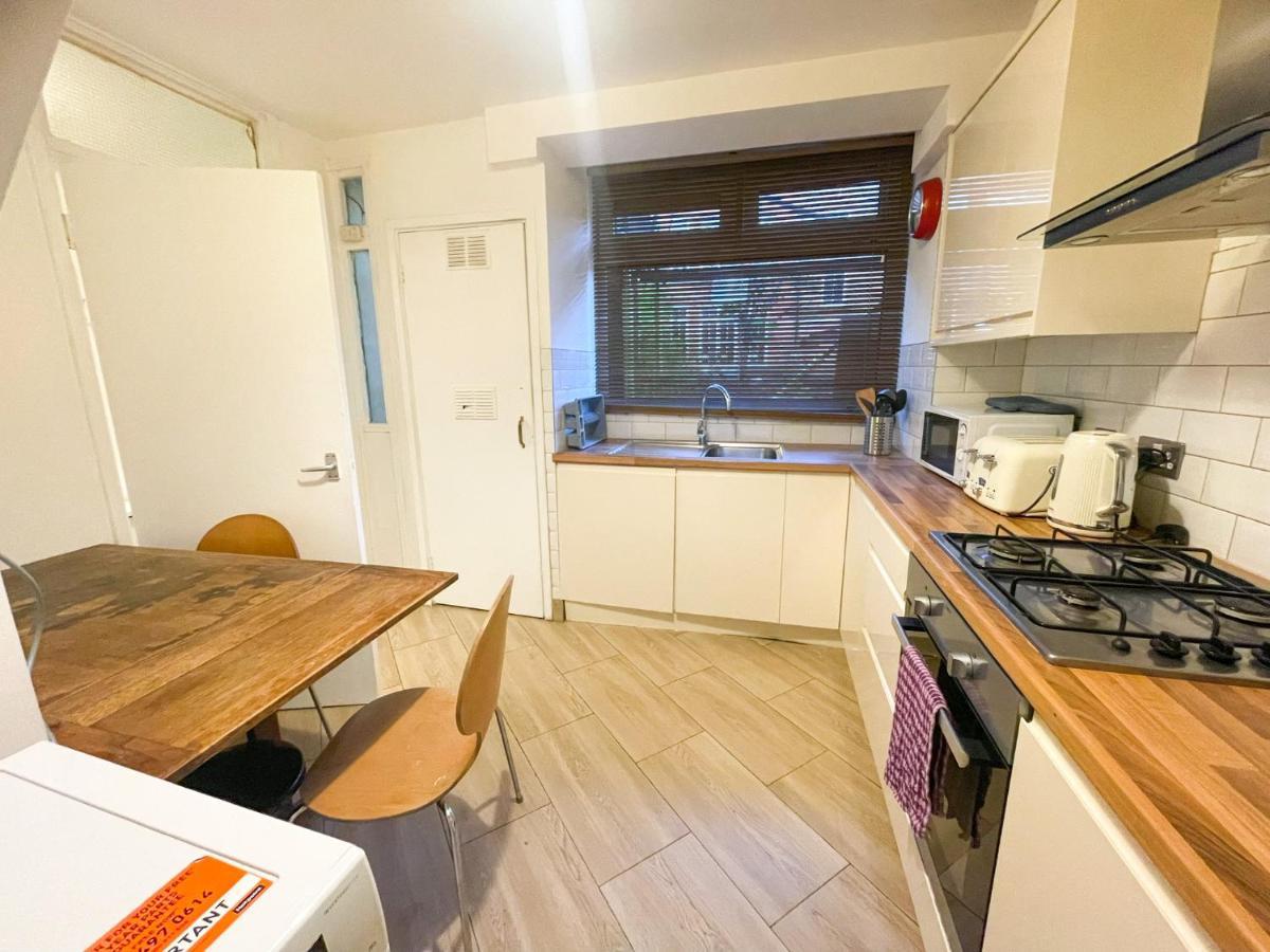 Flat 4, Kingsbury House Villa London Exteriör bild